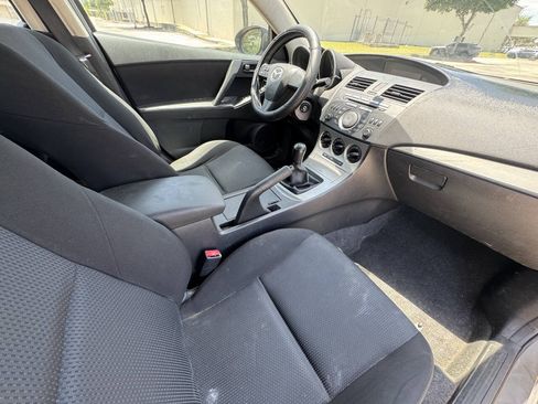 Used 2010 MAZDA MAZDA3 i Sport FWD image 9
