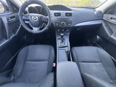 Used 2012 MAZDA MAZDA3 i Touring FWD image 9