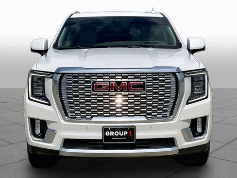 Certified 2021 GMC Yukon XL Denali RWD image 4