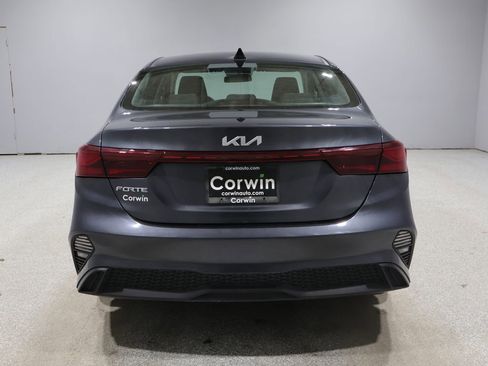 Used 2024 Kia Forte LXS image 3