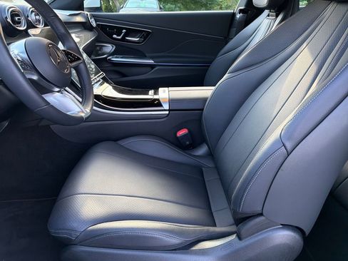 Used 2024 Mercedes-Benz CLE 300 4MATIC Coupe image 36