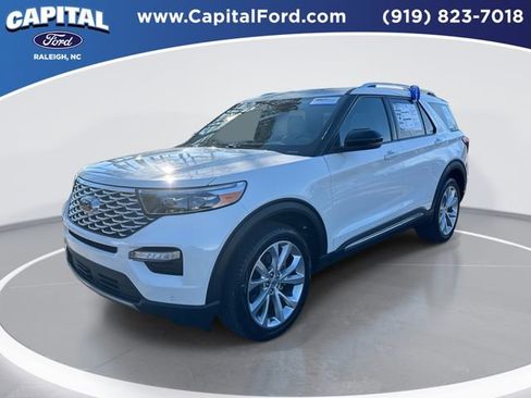 Certified 2023 Ford Explorer Platinum w/ Technology Package image 1