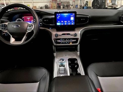 Certified 2023 Ford Explorer XLT w/ Equipment Group 202A image 14