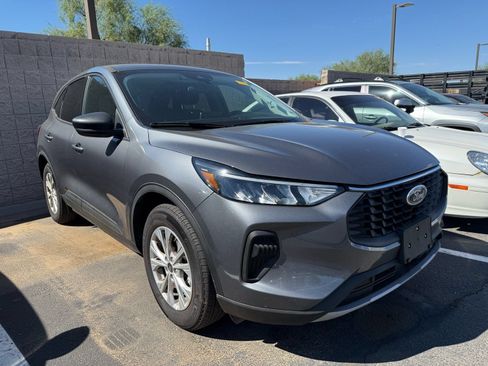 Used 2025 Ford Escape Active FWD image 5