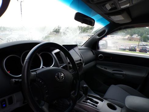 Used 2006 Toyota Tacoma 4x4 Double Cab image 9