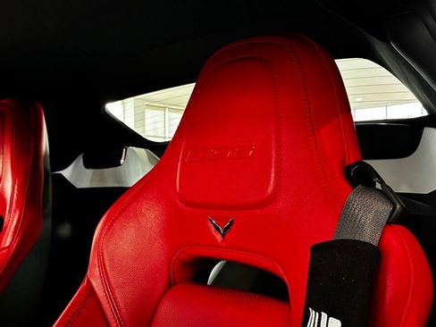 Certified 2016 Chevrolet Corvette Z06 w/ 3LZ Preferred Equipment Group RWD image 25