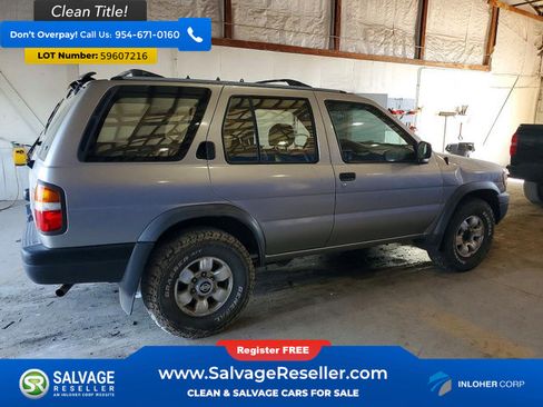 Used 1999 Nissan Pathfinder 4WD image 4