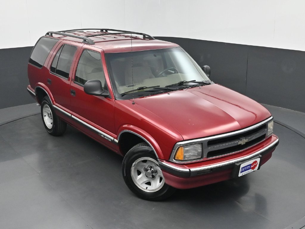 Used 1996 Chevrolet Blazer 2WD 4-Door image 22
