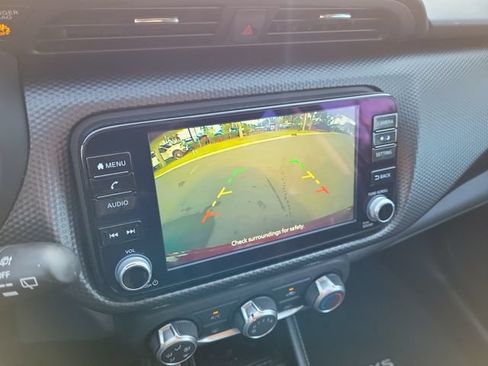 Used 2023 Nissan Kicks SV FWD image 31