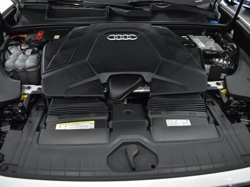 Used 2019 Audi Q8 Premium w/ Convenience Package AWD/4WD image 49
