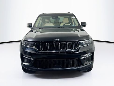 Used 2022 Jeep Grand Cherokee Limited image 2