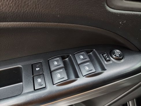 Used 2022 Chevrolet Colorado ZR2 w/ Colorado ZR2 Bison Edition image 35