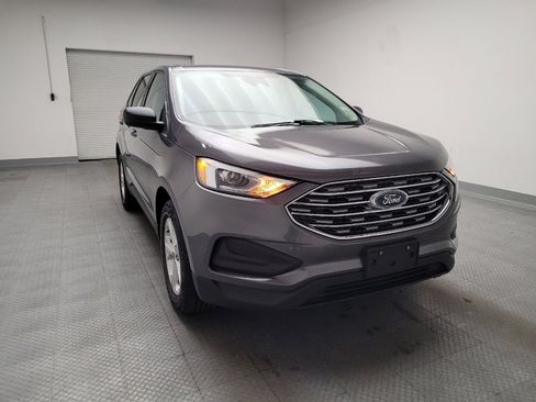 Used 2021 Ford Edge SE image 14