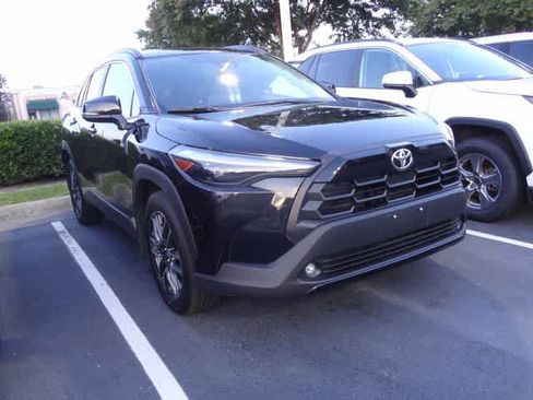 Used 2026 Toyota Corolla Cross XLE w/ Convenience Package AWD/4WD image 3