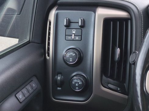Used 2018 GMC Sierra 1500 Denali w/ Denali Ultimate Package AWD/4WD image 38