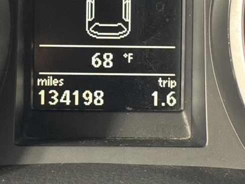 Used 2011 Volkswagen Jetta TDI FWD image 16