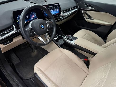 Used 2023 BMW X1 xDrive28i w/ Convenience Package image 4