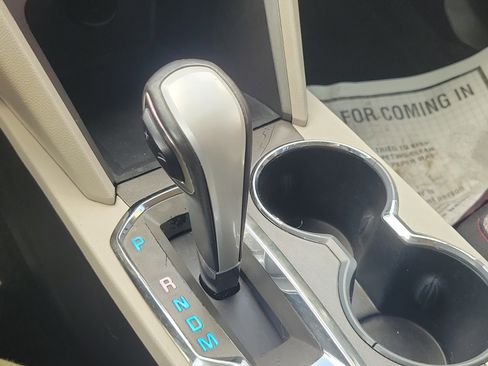 Used 2013 Chevrolet Equinox LT image 23