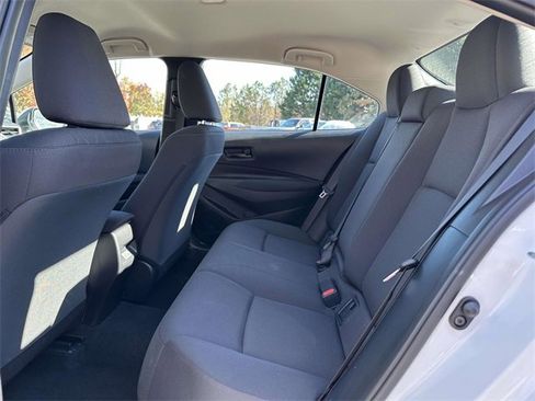 Used 2025 Toyota Corolla LE image 20