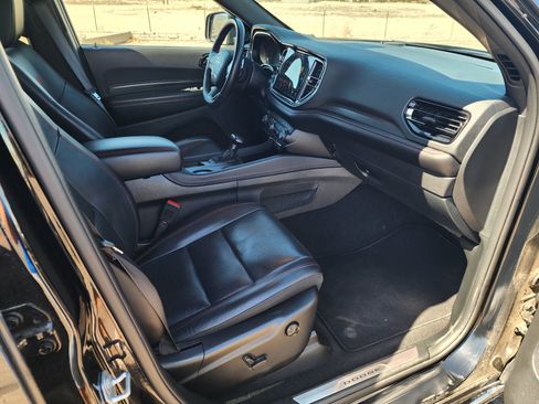 Used 2025 Dodge Durango GT AWD/4WD image 13