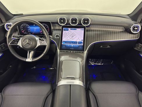 Used 2023 Mercedes-Benz GLC 300 w/ Exclusive Trim Package image 12