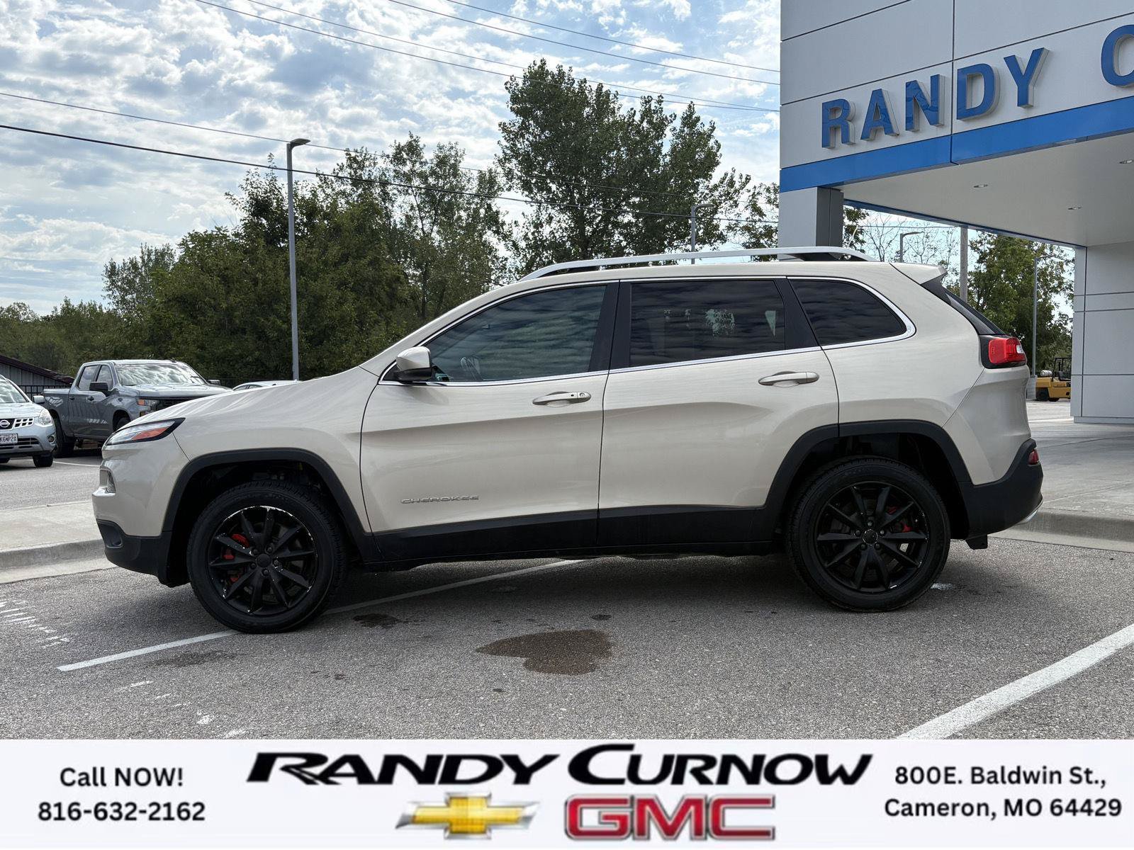Used 2015 Jeep Cherokee Limited w/ Luxury Group FWD image 2