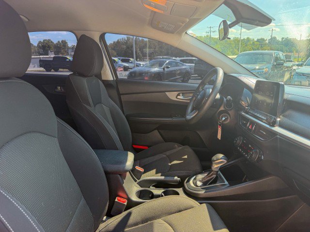 Used 2019 Kia Forte LXS FWD image 18