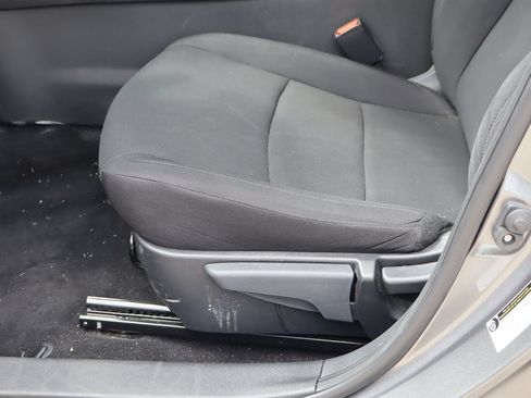 Used 2024 Nissan Sentra S FWD image 13