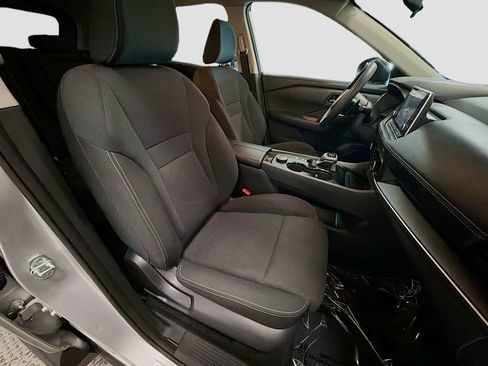 Used 2024 Nissan Rogue S AWD/4WD image 27
