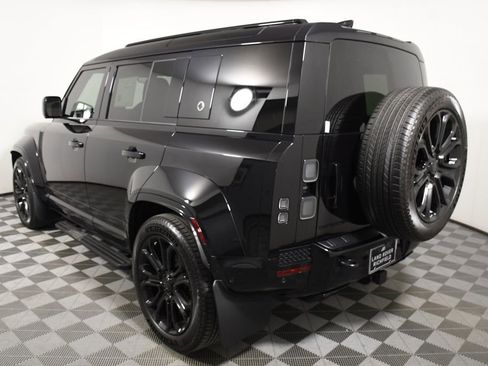 Used 2026 Land Rover Defender 110 OCTA AWD/4WD image 4