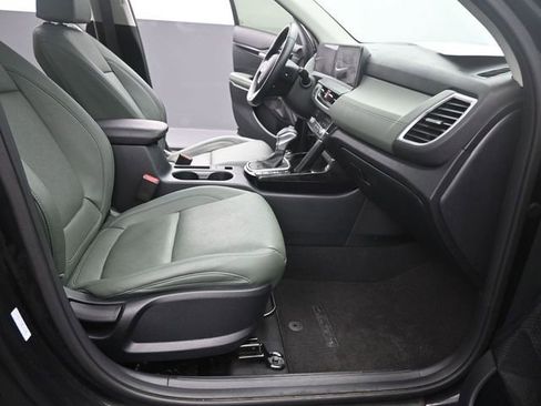 Used 2025 Kia Seltos SX w/ SX Sunroof Package image 18