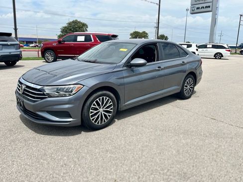 Used 2021 Volkswagen Jetta S FWD image 3