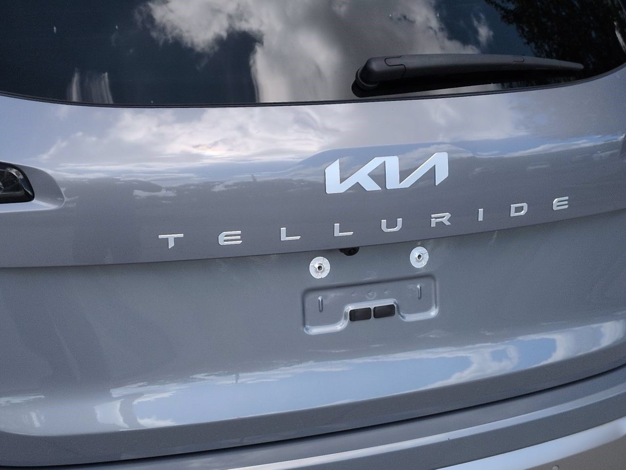 Certified 2025 Kia Telluride SX FWD image 16