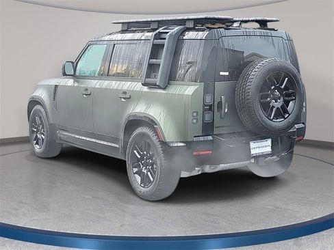New 2026 Land Rover Defender 110 X-Dynamic SE image 7