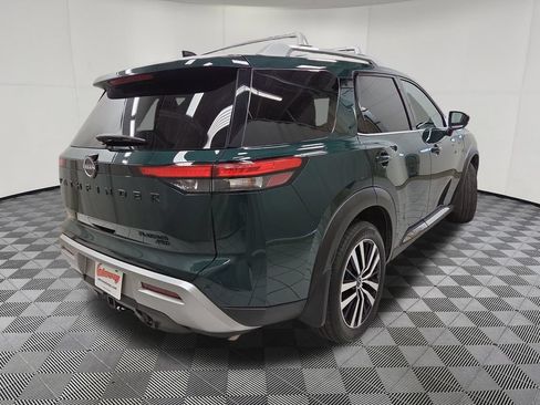 Used 2025 Nissan Pathfinder Platinum AWD/4WD image 4