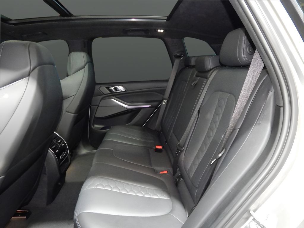 Used 2023 BMW X5 M w/ Executive Package AWD/4WD image 33