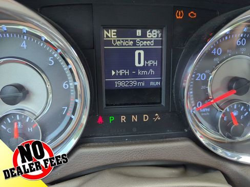 Used 2015 Chrysler Town & Country Touring-L w/ Driver Convenience Group image 25