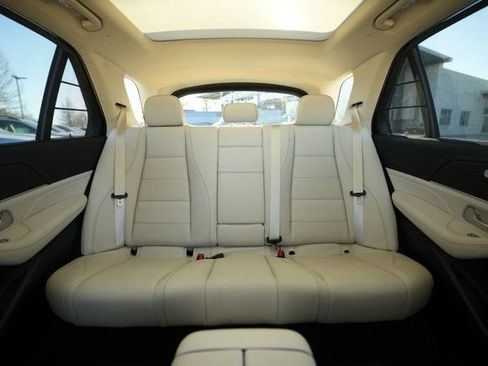 Certified 2022 Mercedes-Benz GLE 450 4MATIC image 35