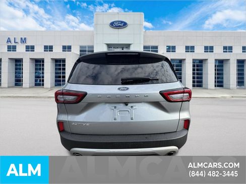Used 2024 Ford Escape Active FWD image 8