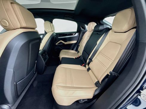 New 2026 Porsche Cayenne Coupe AWD/4WD image 24