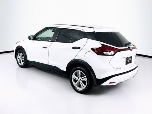 Used 2024 Nissan Kicks S image 5