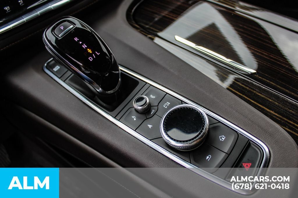 Used 2021 Cadillac Escalade Premium Luxury w/ Driver Assist Tech Package AWD/4WD image 38