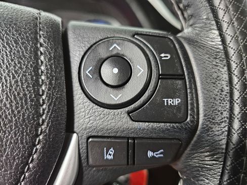 Used 2019 Toyota Corolla SE FWD image 24