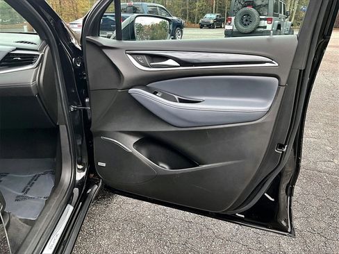 Certified 2022 Buick Enclave Essence w/ Experience Buick Package image 28