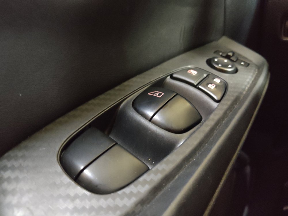 Used 2025 Nissan Sentra S FWD image 27