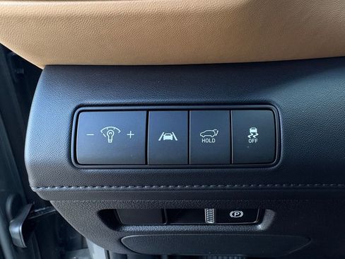 Used 2023 Hyundai Santa Fe Calligraphy image 22