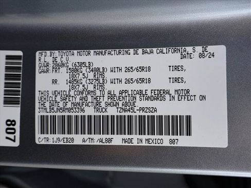 Used 2024 Toyota Tacoma Limited w/ Limited Package (LT) AWD/4WD image 30