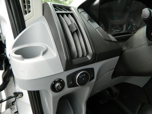Used 2019 Ford Transit 150 148 Medium Roof RWD image 18