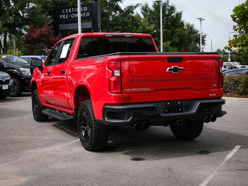 Used 2021 Chevrolet Silverado 1500 LT Trail Boss w/ Convenience Package II AWD/4WD image 8