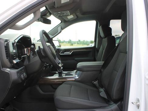 New 2026 Chevrolet Silverado 1500 RST w/ Redline Edition AWD/4WD image 24
